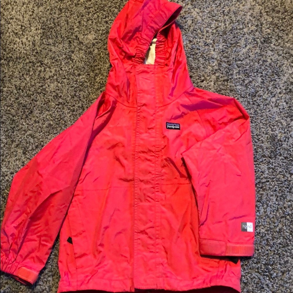 Girls Patagonia rain jacket